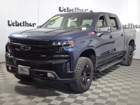 Used 2020 Chevrolet Silverado 1500 LT Trail Boss image 3