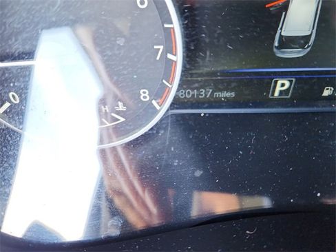 Used 2019 Nissan Murano S image 22