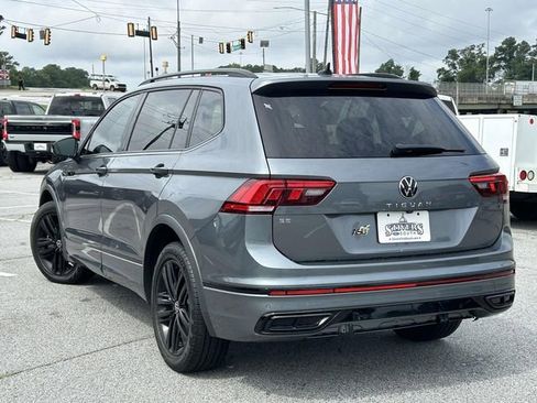 Used 2022 Volkswagen Tiguan SE R-Line FWD image 4
