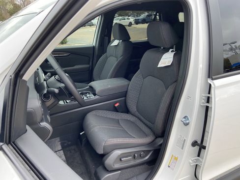 New 2026 Honda Pilot Sport image 21