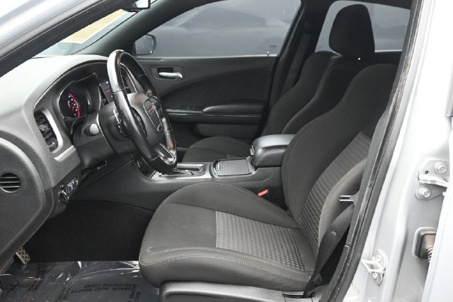 Used 2022 Dodge Charger R/T w/ Blacktop Package RWD image 16