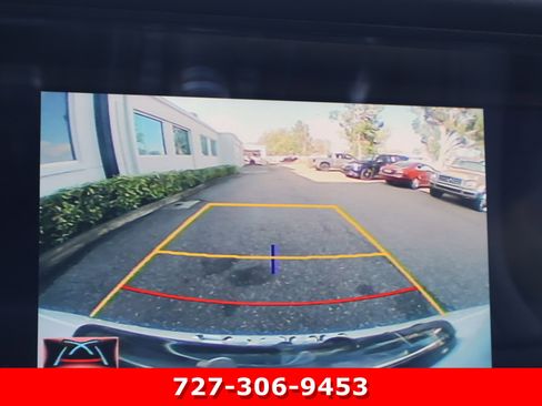 Used 2021 Lexus LC 500 Coupe w/ Performance Package image 4