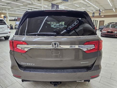 Used 2018 Honda Odyssey Touring image 7