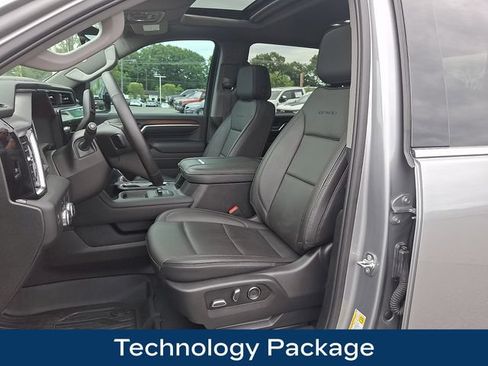 Used 2025 GMC Sierra 2500 Denali w/ Denali Reserve Package AWD/4WD image 2