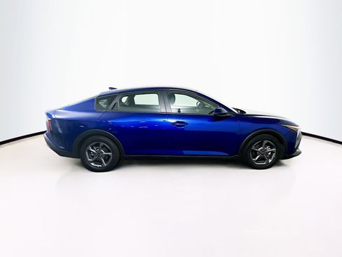 Used 2025 Kia K4 LXS image 10