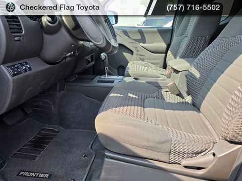 Used 2019 Nissan Frontier SV AWD/4WD image 9