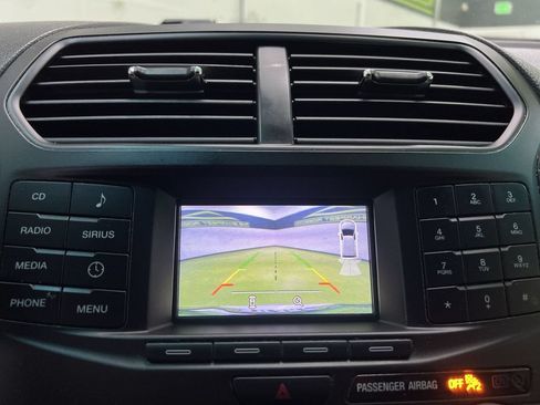 Used 2016 Ford Explorer XLT AWD/4WD image 22
