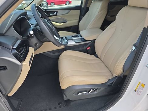 Certified 2023 Acura MDX SH-AWD w/ Technology Package image 11