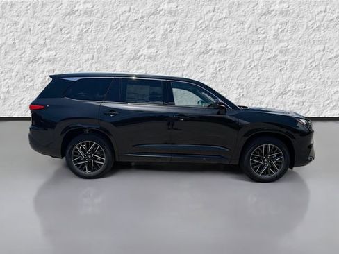 New 2026 Lexus TX 350 AWD image 2