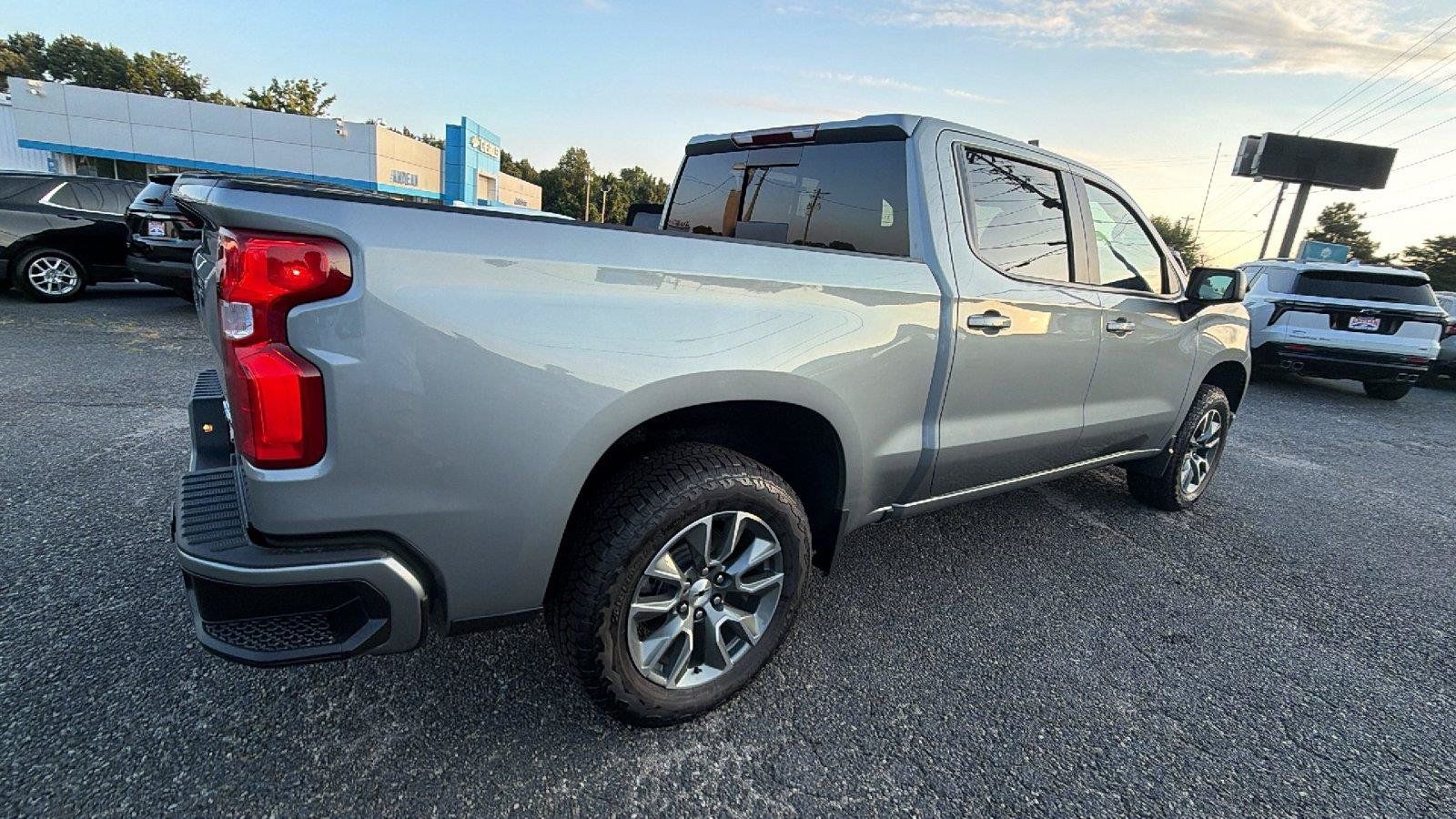 New 2026 Chevrolet Silverado 1500 RST AWD/4WD image 8
