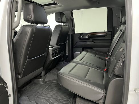 Used 2024 GMC Sierra 3500 Denali image 46