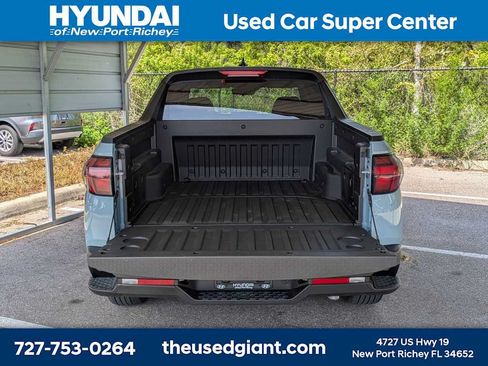 Certified 2026 Hyundai Santa Cruz SE FWD image 12