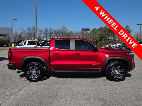 Used 2024 GMC Canyon AT4 w/ Technology Package image 6