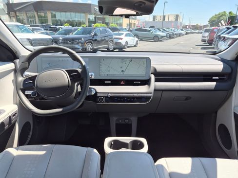 Certified 2024 Hyundai Ioniq 5 Limited AWD/4WD image 27