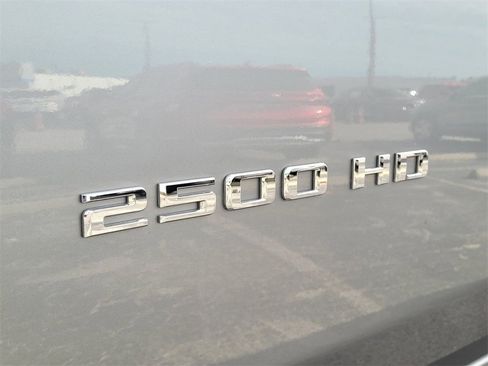 Used 2025 Chevrolet Silverado 2500 Custom w/ Custom Value Package image 12