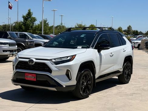 Used 2025 Toyota RAV4 XSE w/ Advanced Technology Package AWD/4WD image 7
