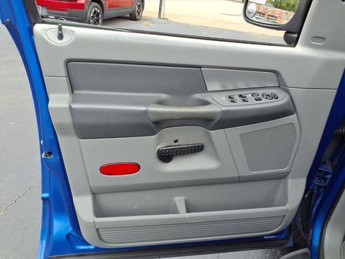 Used 2008 Dodge Ram 1500 Truck SLT image 13