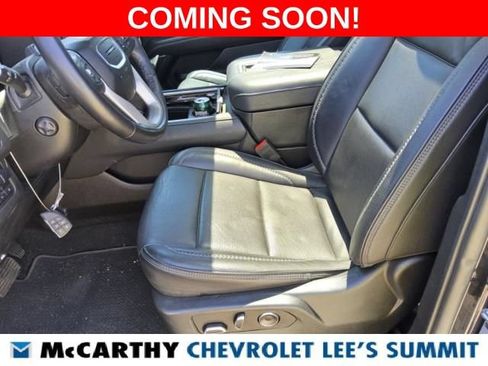 Used 2023 GMC Yukon XL Denali w/ Denali Reserve Package AWD/4WD image 6