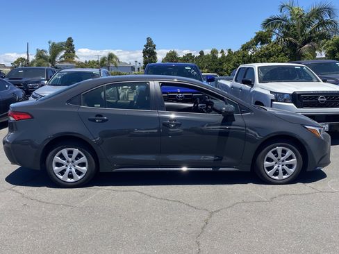 Certified 2026 Toyota Corolla LE FWD image 2