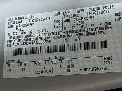 New 2025 Lincoln Corsair Reserve image 32