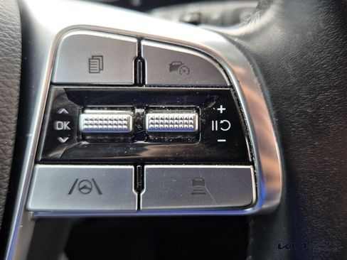 Certified 2024 Kia Telluride S w/ S Sunroof Package FWD image 27
