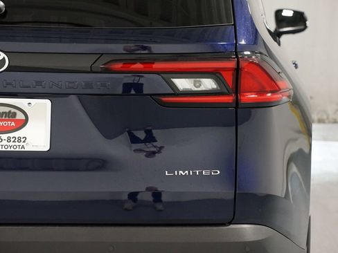 Certified 2025 Toyota Grand Highlander FWD image 10