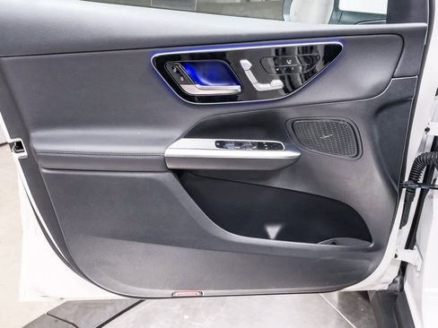 Certified 2026 Mercedes-Benz GLC 300 image 21