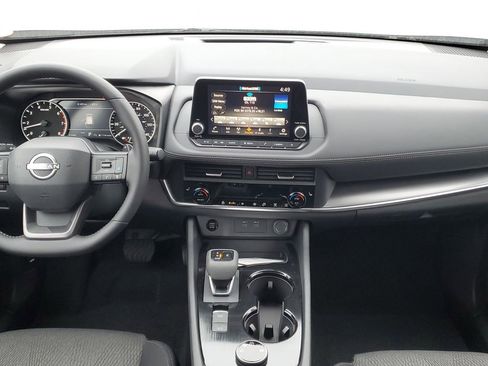 New 2026 Nissan Rogue SV image 25