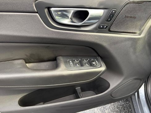 Used 2021 Volvo XC60 T5 Inscription w/ Protection Package Premier image 22