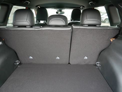 New 2026 Jeep Compass Latitude image 11