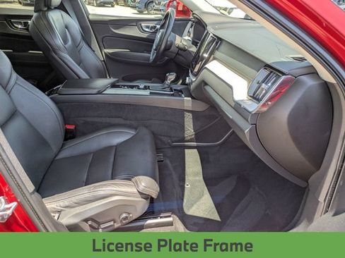 Used 2021 Volvo XC60 T6 Inscription w/ Protection Package Premier AWD/4WD image 28