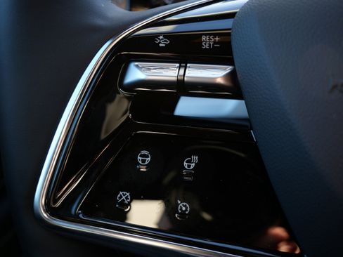 New 2026 Cadillac Optiq Sport 1 image 24