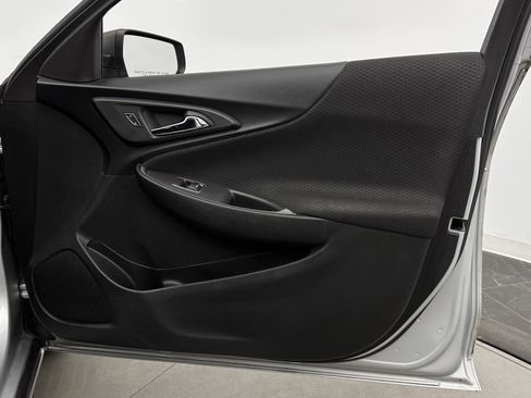 Used 2018 Chevrolet Malibu LS image 30