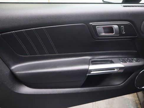 Used 2020 Ford Mustang Premium image 14