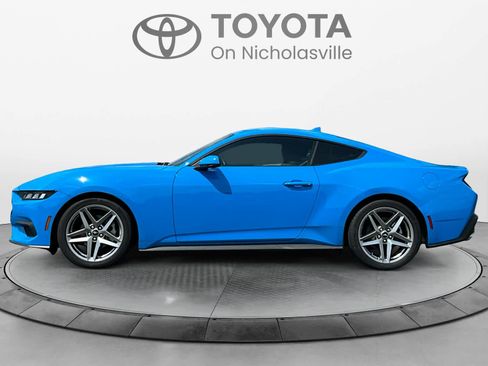 Used 2024 Ford Mustang Premium RWD image 2