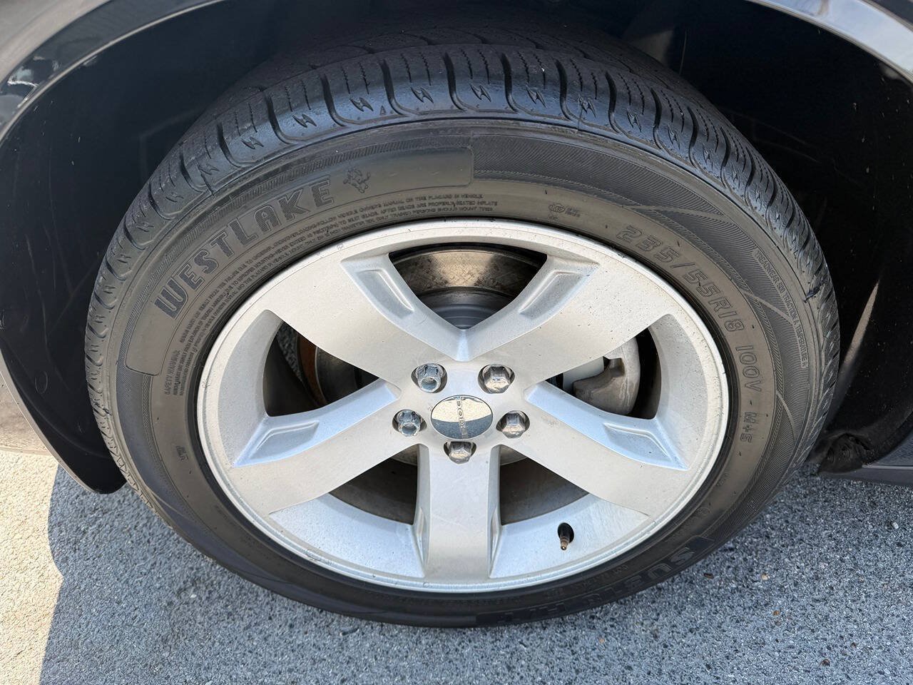 Used 2013 Dodge Challenger SXT RWD image 9