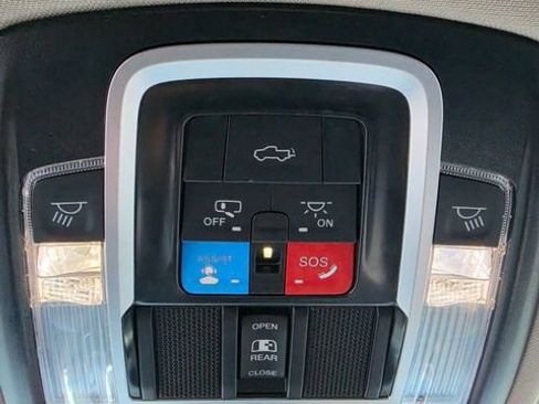 Used 2024 RAM 2500 Laramie w/ Safety Group AWD/4WD image 24