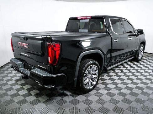 Used 2024 GMC Sierra 1500 Denali AWD/4WD image 3
