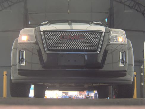 Used 2013 GMC Terrain Denali w/ Cargo Package image 3