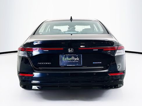 Used 2025 Honda Accord EX-L image 7