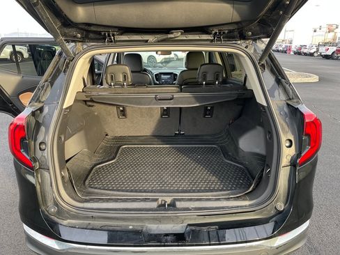 Used 2019 GMC Terrain SLT w/ Preferred Package image 11