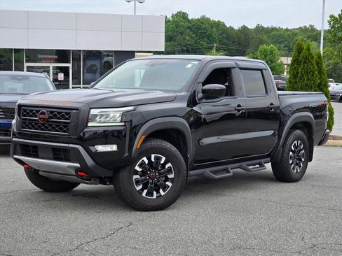 Used 2023 Nissan Frontier PRO-4X w/ Pro Convenience Package AWD/4WD image 2