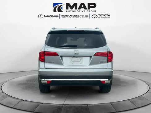 Used 2016 Honda Pilot Touring image 4