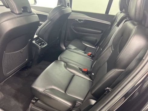 Used 2023 Volvo XC90 B5 Core w/ Climate Package AWD/4WD image 13