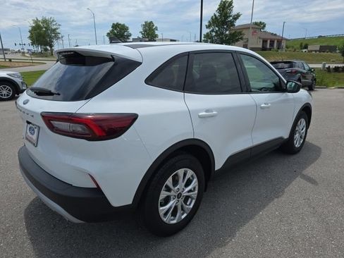 Used 2026 Ford Escape Active FWD image 5