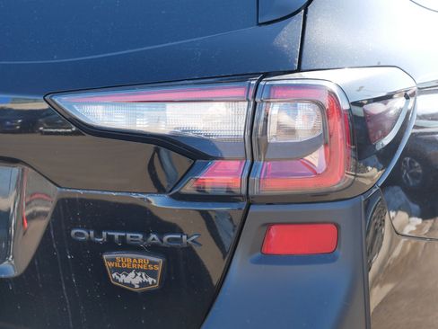 Used 2023 Subaru Outback Wilderness image 17
