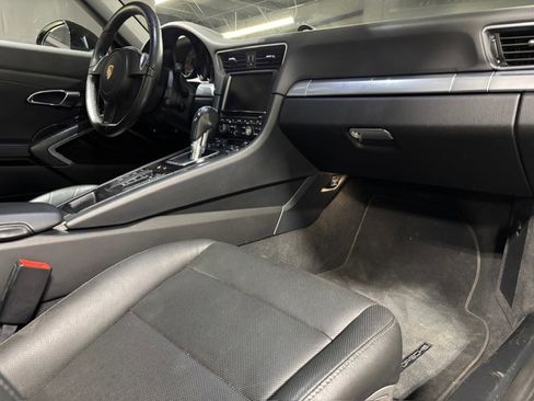 Used 2014 Porsche 911 Carrera 4S image 6