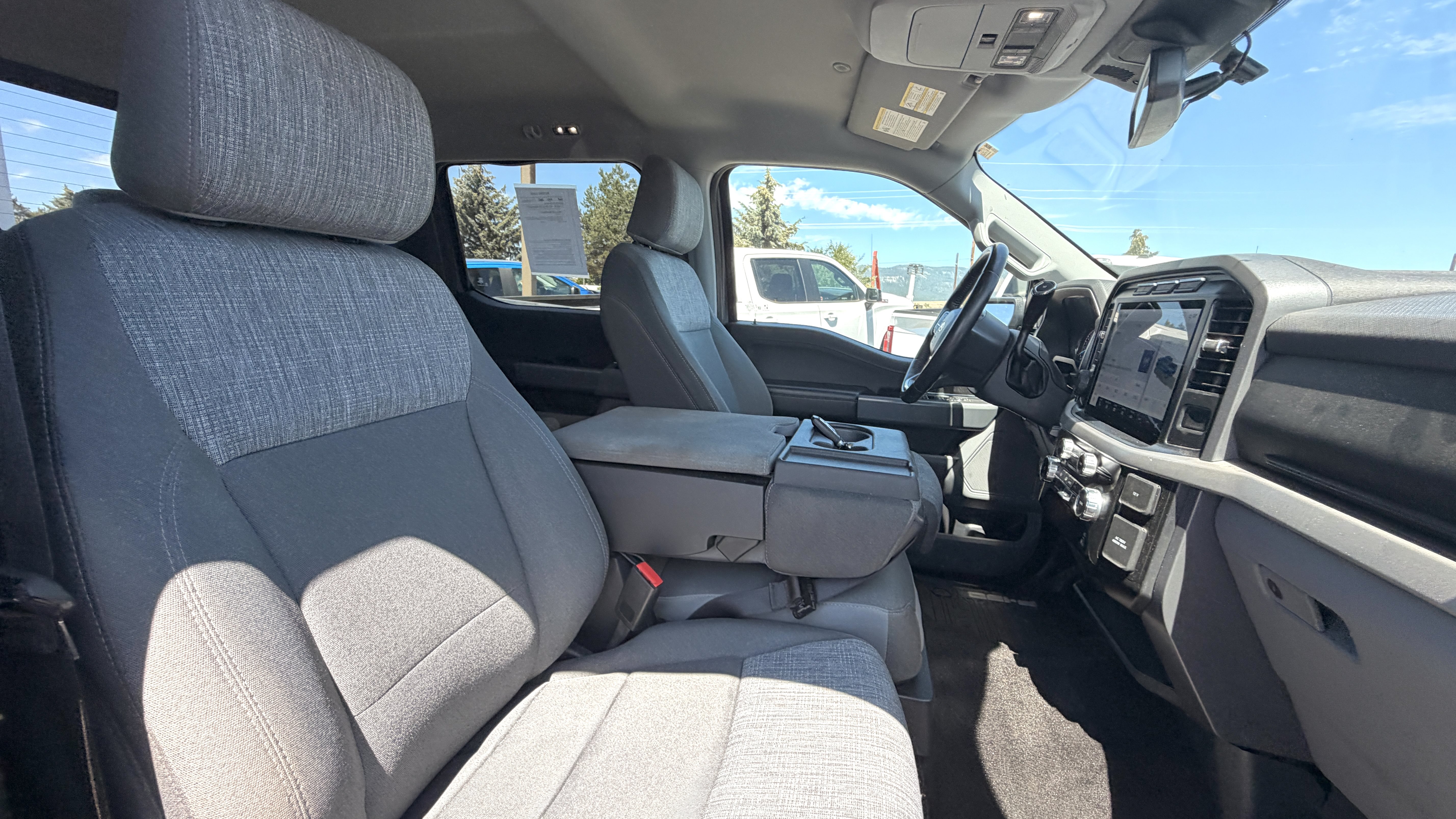 Used 2022 Ford F150 XLT w/ Equipment Group 302A High AWD/4WD image 12