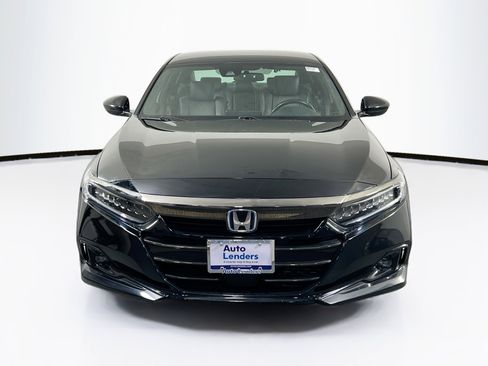 Used 2022 Honda Accord Sport image 2