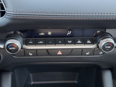 New 2026 MAZDA MAZDA3 2.5 S Sedan w/ Preferred Pkg image 18